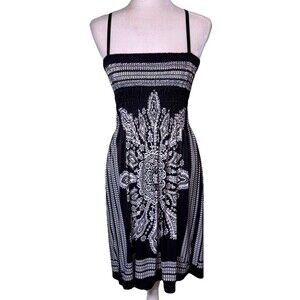 Womenโs Boho Black White Mandala Sundress Smocked Bodice Spaghetti Strap Sz Sm